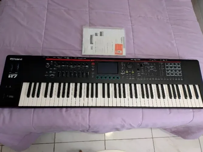 Teclado Roland Fantom 07 - Impecável Único Dono (Estudo Troca Por Fantom 06).