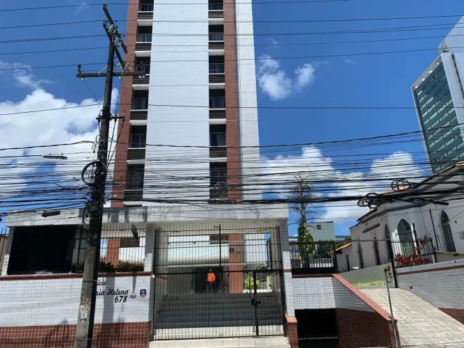 Imóvel para aluguel com 70 metros quadrados com 3 quartos em Paissandu - Recife - PE