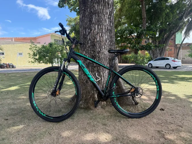 Bicicleta MTB Aro 29, quadro 17! KSW
