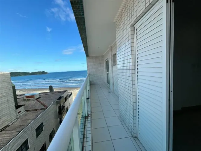 FRENTE AO MAR, APARTAMENTO 02 QUARTOS, BAIRRO GUILHERMINA EM PRAIA GRANDE.