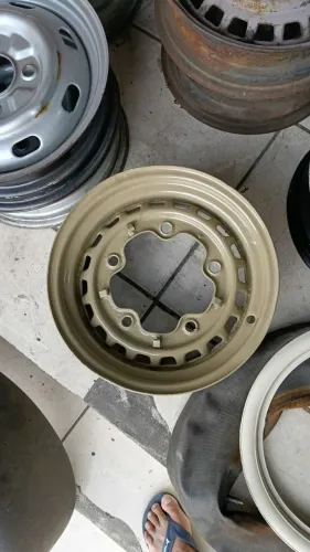 RODA 5 FUROS ARO 15 PRO FUSCA KOMBI KARMAN GUIA BUG BAJA 
