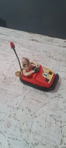 Carrinho antigo de batida