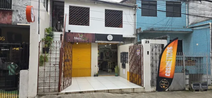 Ponto comercial grande