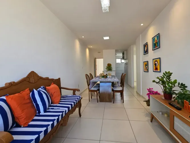 Alugo Apto MOBILIADO c/ 72m2 e 3 Qtos no Miramar, à menos de 100m da Av. Epitácio Pessoa!