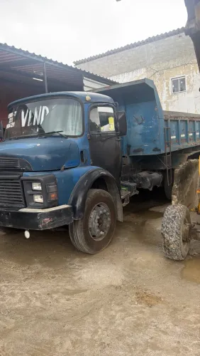 Vendo 2213 truck caçamba