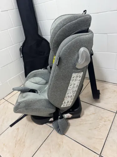 Vendo Cadeira de Criança