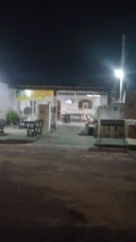 Auxiliar de cozinha para espetaria