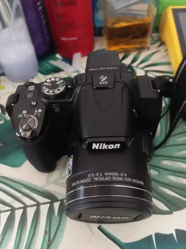 Nikon coolpix p520