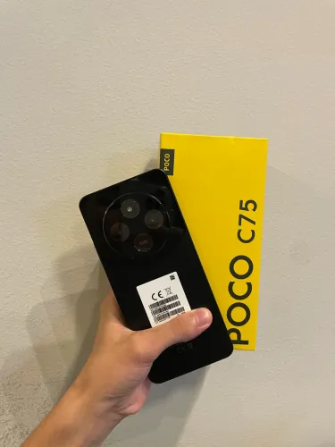 POCO C75 seminovo