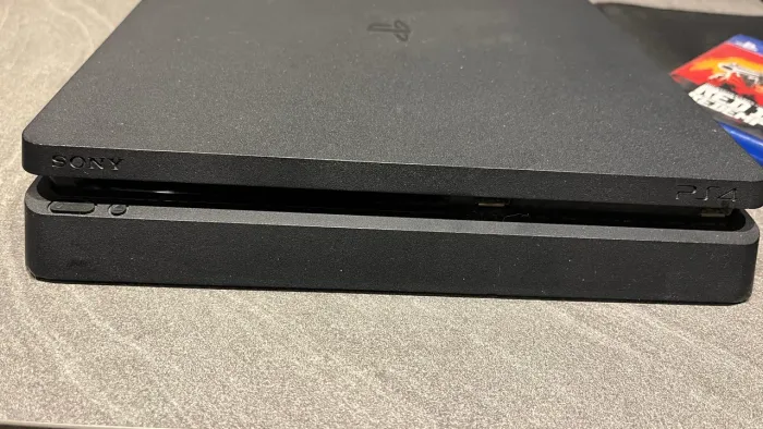 PS4