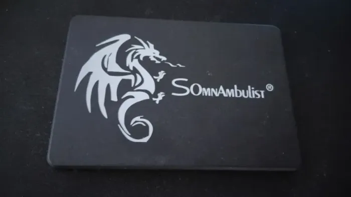 SSD 2TB Sonambulist, Saude 99%, Velocidades 550MB/500MB