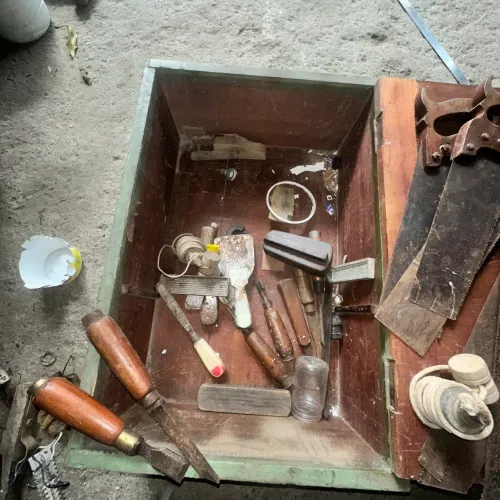 Lote ferramenta antiga para marcenaria ou colecionador 
