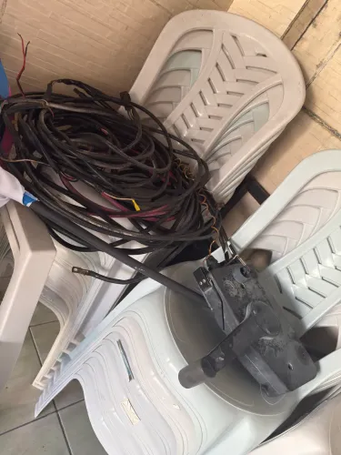 Motor de Popa Evinrude 60hp 2 tempos