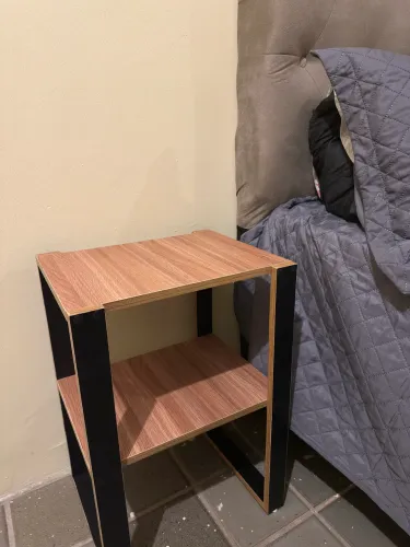Mesa cabeceira de cama 