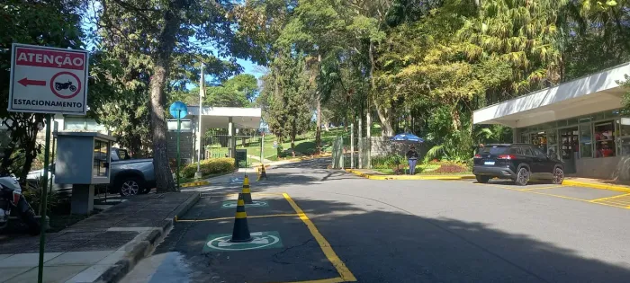 JAZIGO - CEMITÉRIO DA PAZ - MORUMBI - 6 GAVETAS