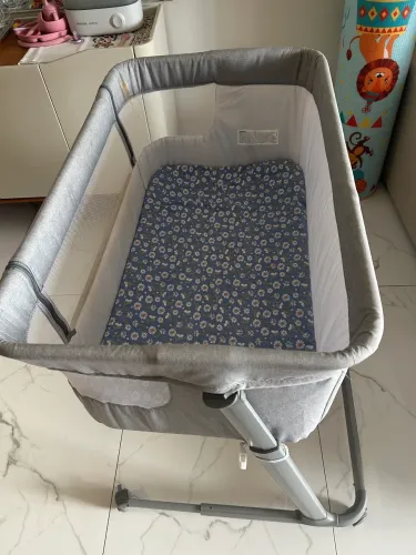 Berço Portátil Co-Sleeper Voyage - Cinza