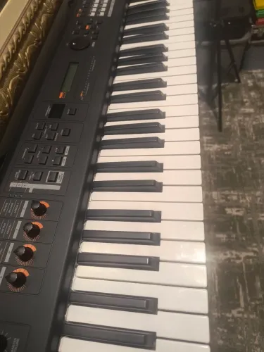 Teclado Yamaha mx61 novinho
