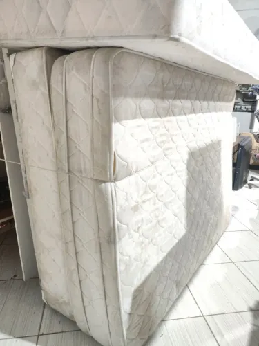 Cama de casal completa obs: c/ marcas d uso