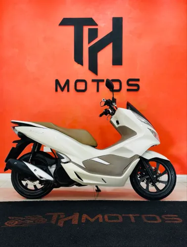 HONDA PCX 150 DLX 2019