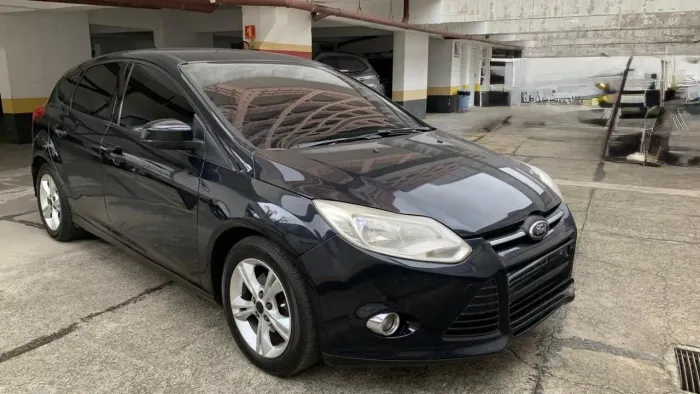 Ford Focus 1.6 S/se/se Plus Flex 8v/16v 5P 2014