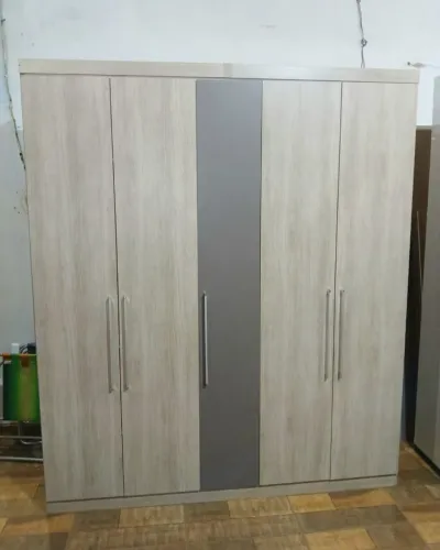 VENDO ESSE GUARDA ROUPA