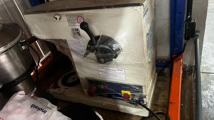 VENDO BATEDEIRA INDUSTRIAL