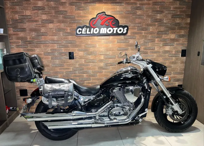 SUZUKI BOULEVARD M800 2016