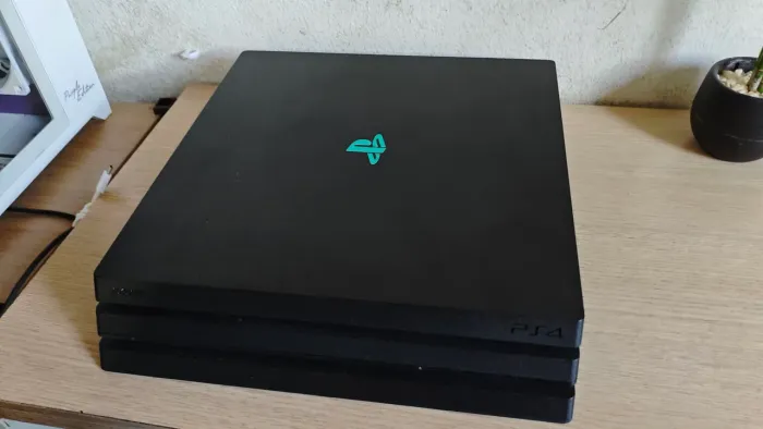 PLAYSTATION 4 PRO 1TB COM JOGOS