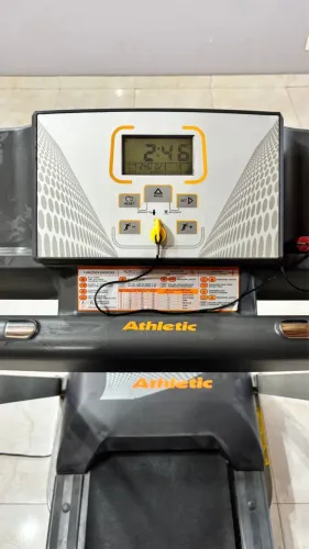 ? Esteira Athletic Advanced 430EE | Até 120kg | Excelente Estado | Oportunidade