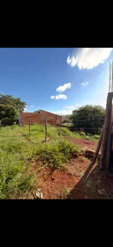 OPORTUNIDADE - Terreno Grande 448mts. Todo Murado.