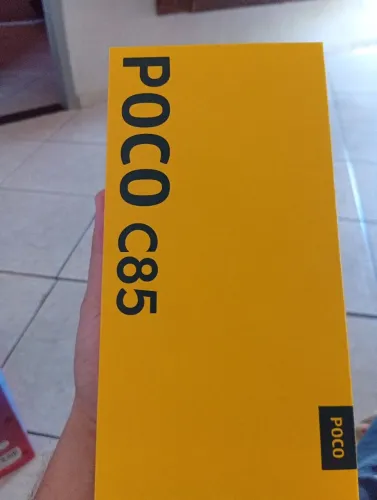 Celular poco c85 8ram e 256GB celular ta top com nota fiscal tudo completo..