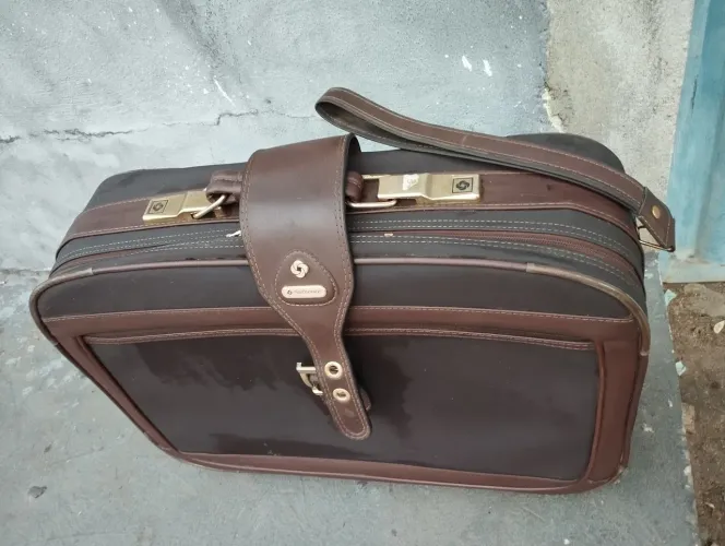 Mala pra viagem Samsonite original.