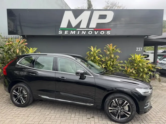 Volvo XC-60 XC 60 T-8 Híbrido Momentum 2.0 5P 2021