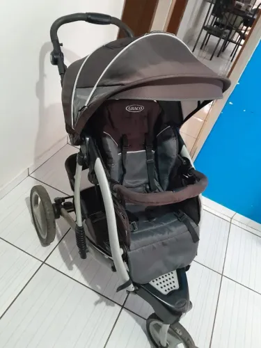 Carrinho de bebê , Moisés