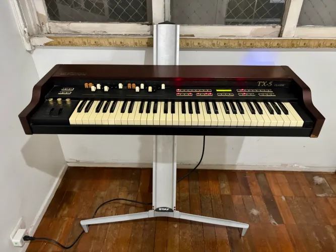 Órgão Eletrônico Tokai Tx-5 Classic
