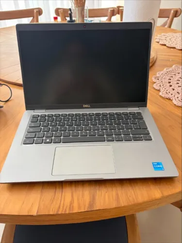 Notebook Dell Latitude 5420, linha empresarial, configuração completa