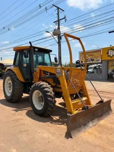 TRATOR VALTRA A950 2015