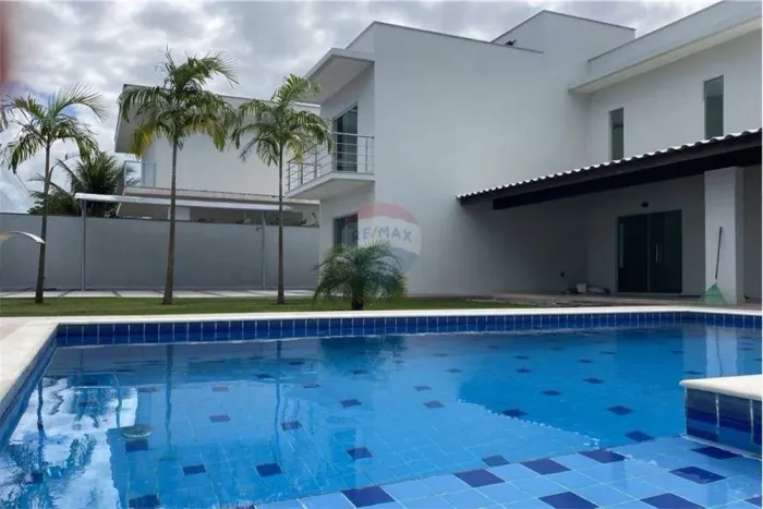 Casa com 4 quartos e piscina para alugar no condomínio Outeiro da Glória em Porto Seguro B