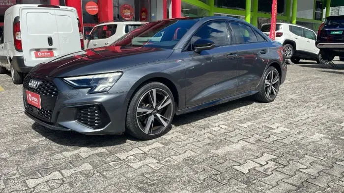 Audi A3 Sed. Perform. Black 2.0 TFSI S-tronic 2023