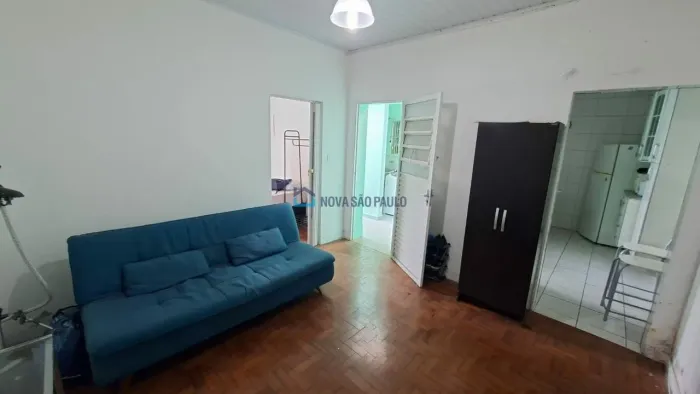 Casa para locação com 01 quarto e 01 vaga na Vila Gumercindo