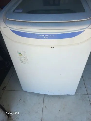Máquina Electrolux 15kg funciona perfeitamente