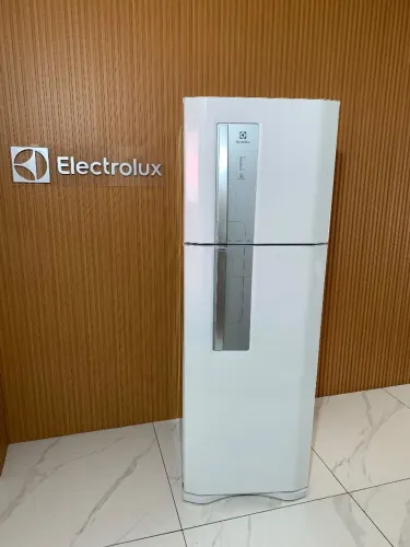 Geladeira Electrolux 382 litros + frete grátis e Garantia 