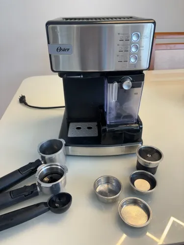 Cafeteira Espresso Oster Primalatte Inox 220V