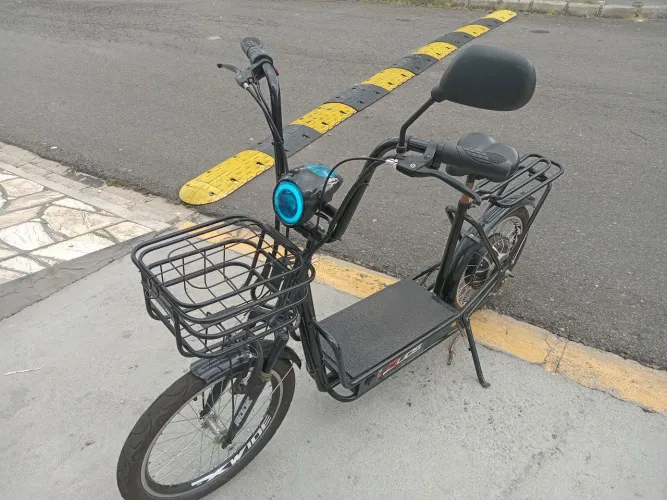 PATINETE E BIKE ELÉTRICO DUOS NOVO  800 WTS 48 AMP.MAIS 3 VELOCIDADES IMP. 