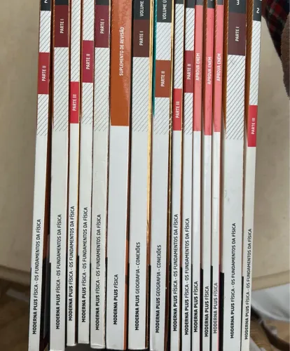 Livros - coleção Moderna Plus