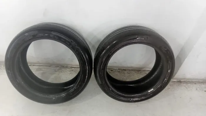 Pneus do corolla 225/45r 17