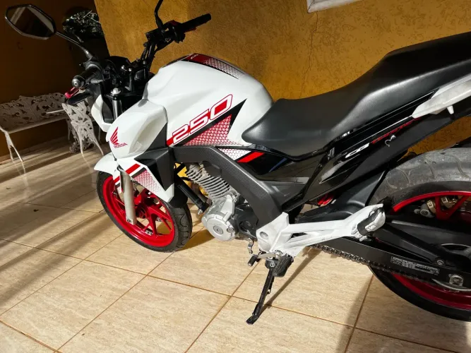 CB twister 2022
