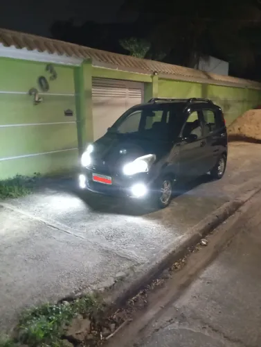 Effa M-100 1.0 8V 5P 2012