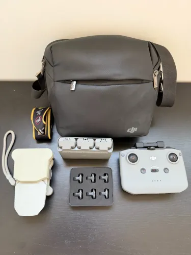 Drone DJI Mini 2 Fly More Combo - 3 baterias + kit filtros + acessórios