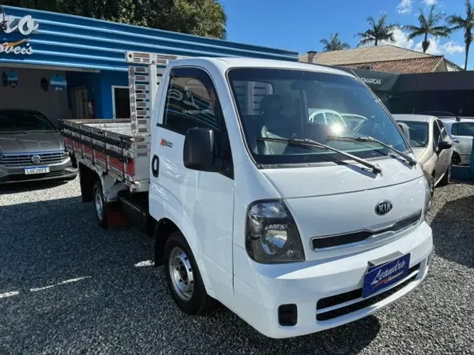 Kia Motors Bongo K-2500 2.5 4X2 TB Diesel 2015